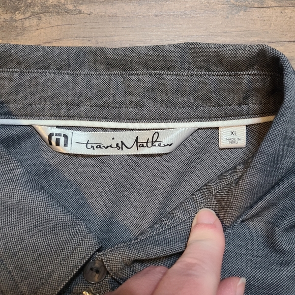 Travis Mathew Gray Polo Pullover Performance LOGO Casual Mens XL - Picture 3 of 9